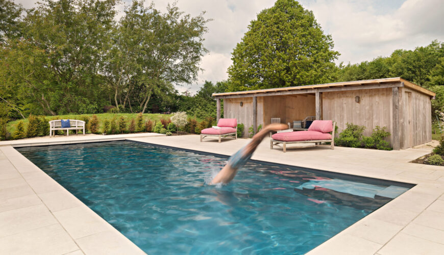 The 4 Most Popular Types of Swimming Pool